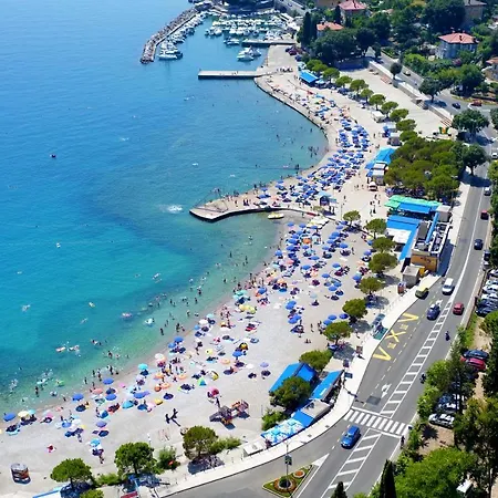 With A Parking Space Icici, Opatija - 7988 Apartament Ičići